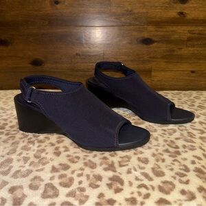 AEROSOLES Navy Open-Toe Slingback Wedge Sandals